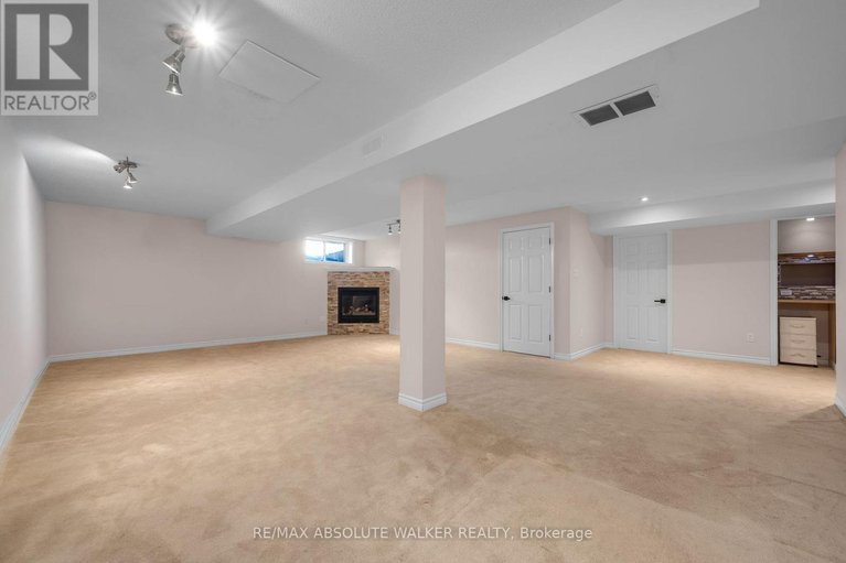 29594614/1024-marconi-avenue/morgans-grantsouth-march/ottawa/ontario/K2W0C8_24