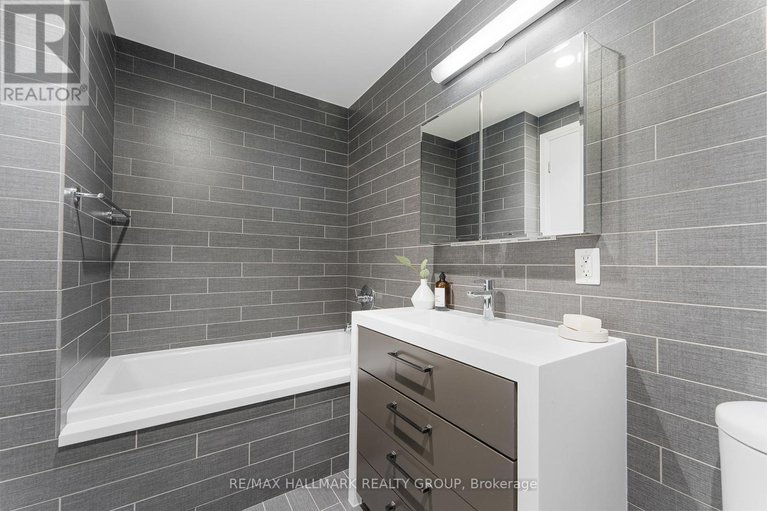 29155215/1007-428-sparks-street/ottawa-centre/ottawa/ontario/K1R0B3_39