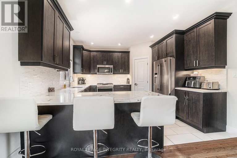 28667126/922-leslie-crain-drive/drummond-n-elmsley-drummond-twp/drummondnorth-elmsley/ontario/K7H3C3_23