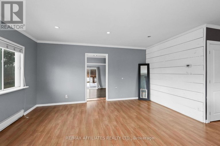 29140915/3091-cedar-beach-lane/north-grenville-twp-kemptville-south/north-grenville/ontario/K0G1J0_12