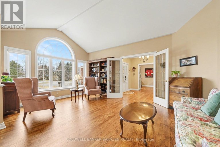 29557557/1334-scharfgate-drive/manotick-village-manotick-estates/ottawa/ontario/K4M1C3_3