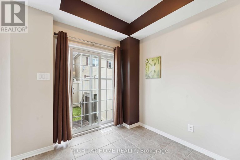 28585607/905-caldermill-private/stonebridge/ottawa/ontario/K2J0Z8_11