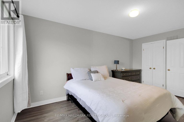 28570311/4320-owl-valley-drive/riverside-southgloucester-glen/ottawa/ontario/K1V1L8_29
