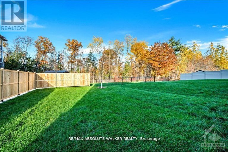 28242948/702-du-rivage-street/town-of-rockland/clarence-rockland/ontario/K4K0K1_28