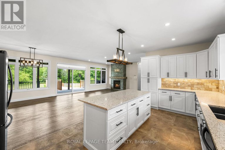 28362636/2500-kearns-way/osgoode-twp-north-of-reg-rd-6/ottawa/ontario/K4P1R9_10