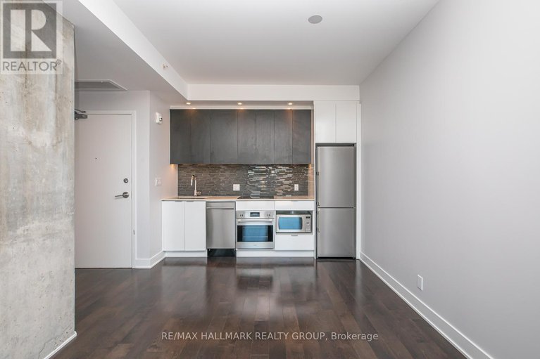 29339652/1905-20-daly-avenue/sandy-hill/ottawa/ontario/K1N0C6_9