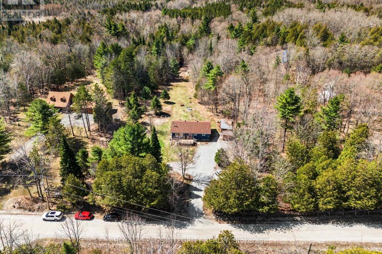 29649029/961-11th-concession-road/lanark-highlands-dalhousie-twp/lanark-highlands/ontario/K0G1M0_35