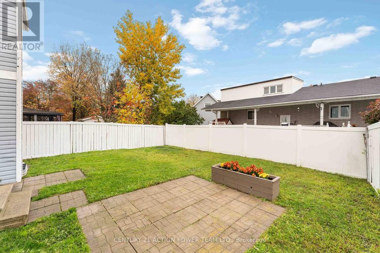 29025910/1474-shawinigan-street/fallingbrookridgemount/ottawa/ontario/K4A2M8_40