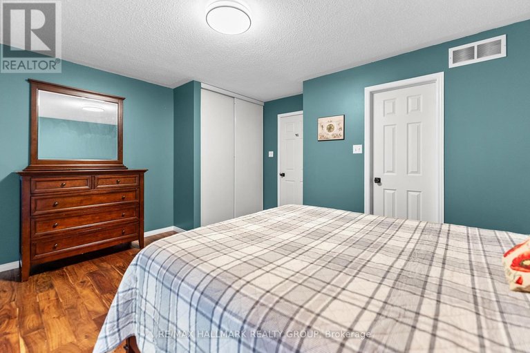 29622541/12-lakepointe-drive/avalon-east/ottawa/ontario/K4A5E3_37