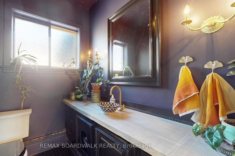 29446613/407-king-street-w/brockville/brockville/ontario/K6V3S8_19