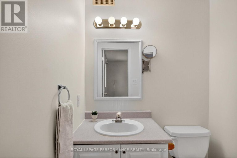 29138835/9-eldon-street/village-of-russell/russell/ontario/K4R1C1_29