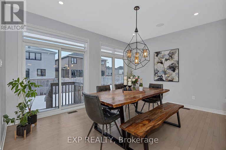 29255597/711-moonflower-crescent/blossom-parkkemp-parkfindlay-creek/ottawa/ontario/K1T0X8_17