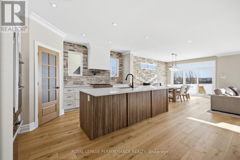 29268180/503-moonlight-drive/russell-twp/russell/ontario/K4R0L7_8