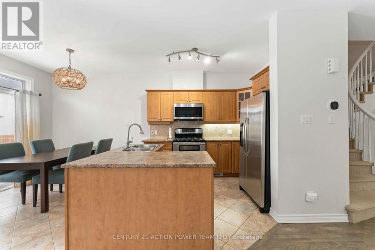 28387395/965-gosnell-terrace/fallingbrookgardenway-south/ottawa/ontario/K4A5C5_12