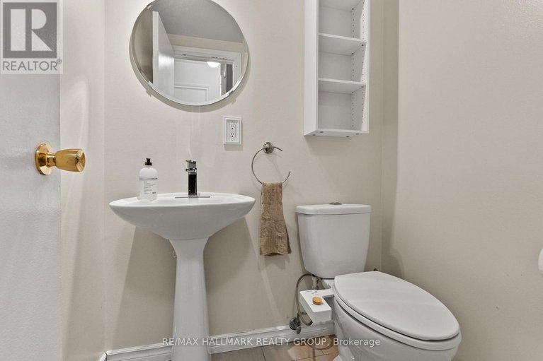 29460135/14-405-montfort-street/vanier/ottawa/ontario/K1L8G8_27