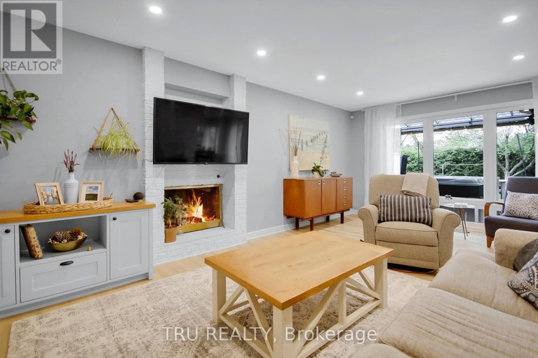 28334651/36-varley-drive/beaverbrook/ottawa/ontario/K2K1G2_15