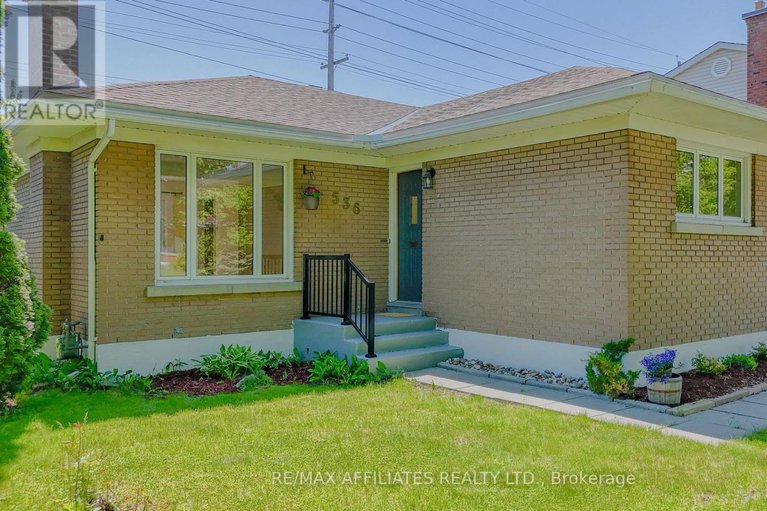 28513866/536-browning-avenue/riverview-park/ottawa/ontario/K1G0T4_1