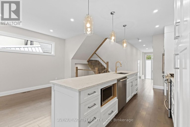 28810871/463-dawson-avenue/westborohampton-park/ottawa/ontario/K1Z5V6_13