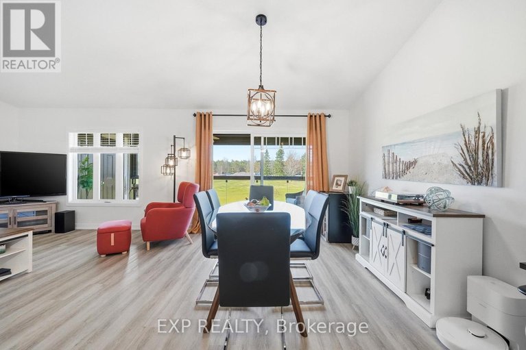 29674701/2114-312-masters-lane/town-of-rockland/clarence-rockland/ontario/K4K0L3_11