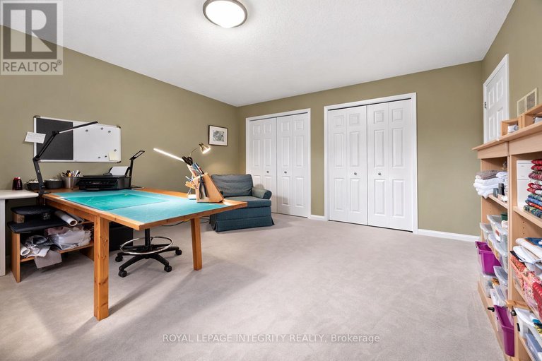 29370428/6-marchbrook-circle/rural-kanata-central/ottawa/ontario/K2W1A1_38