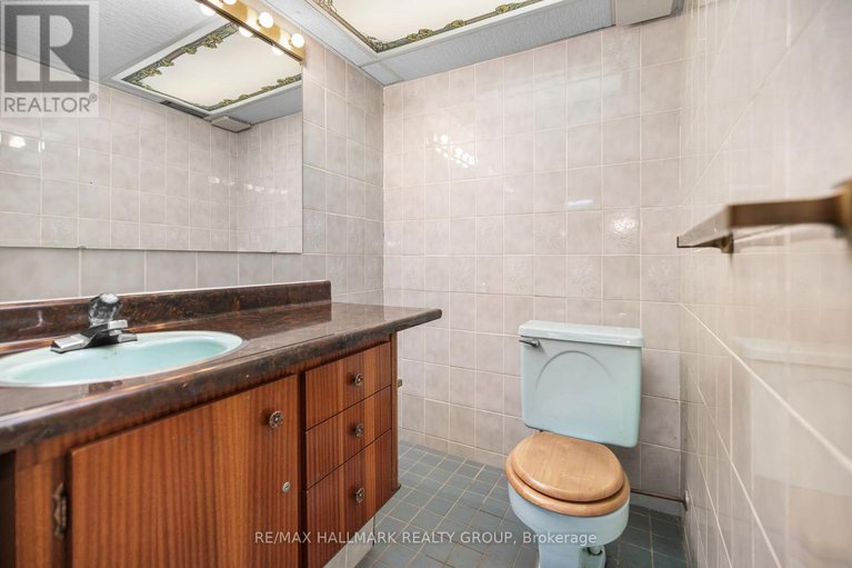 29328727/944-greenbriar-avenue/carleton-heights/ottawa/ontario/K2C3V7_34