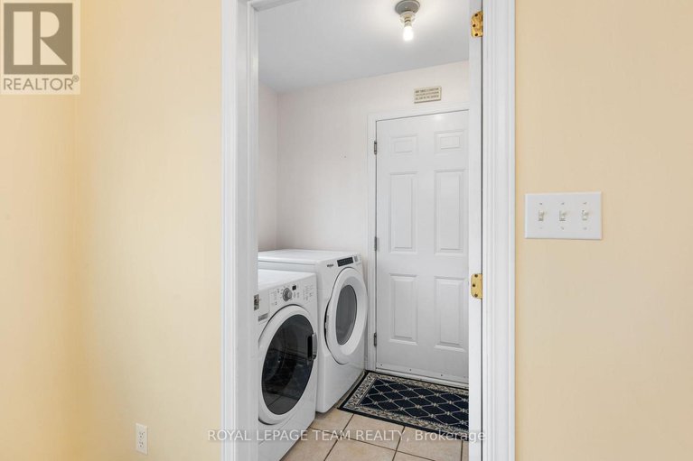 29127393/7-david-street/long-sault/south-stormont/ontario/K0C1M0_15