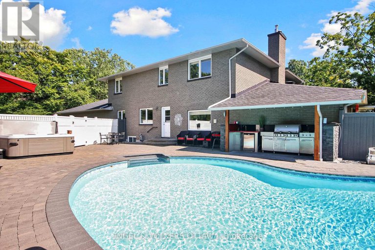 28973132/5593-whitewood-avenue-sw/manotick-village-manotick-estates/ottawa/ontario/K4M1E1_7