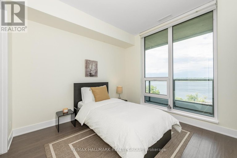 28847949/1104-485-richmond-road/westboro-west/ottawa/ontario/K2A3W9_20