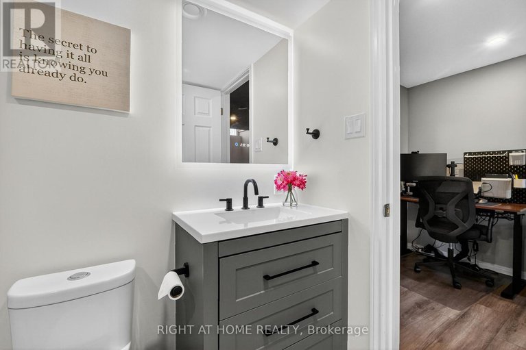 29100823/812-nesting-way/fallingbrookgardenway-south/ottawa/ontario/K4A3X2_35