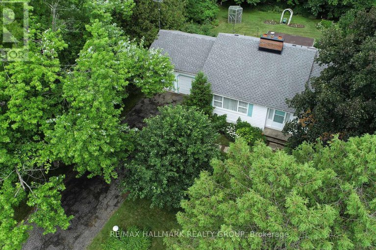 28588248/1307-fairway-drive/manotick-east-to-manotick-station/ottawa/ontario/K4M1B3_30