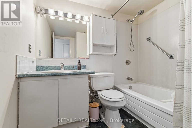 29636453/1606-1380-prince-of-wales-drive/carleton-square/ottawa/ontario/K2C3N5_16