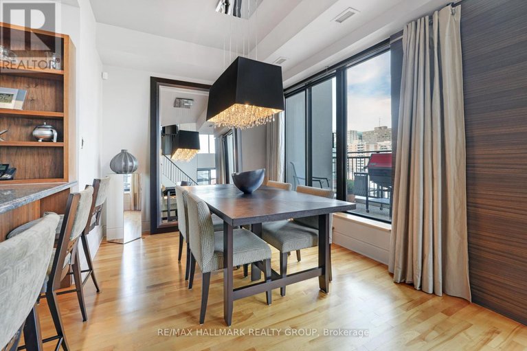 28990242/ph2-364-cooper-street/ottawa-centre/ottawa/ontario/K2P2P3_11