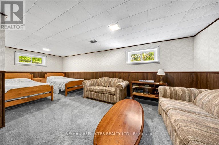 28785482/49-silver-aspen-crescent/blackburn-hamlet/ottawa/ontario/K1B3C3_35