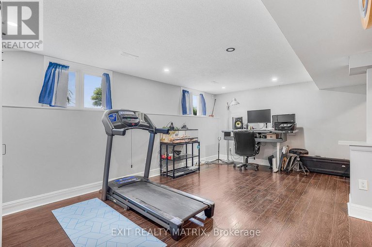 28591777/48-albert-street/embrun/russell/ontario/K0A1W0_22