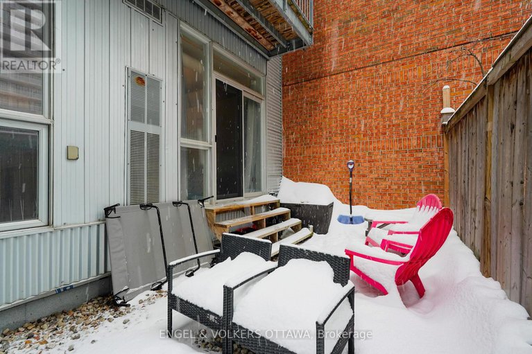 29426650/104-360-cumberland-street/lower-townbyward-market/ottawa/ontario/K1N0B1_35