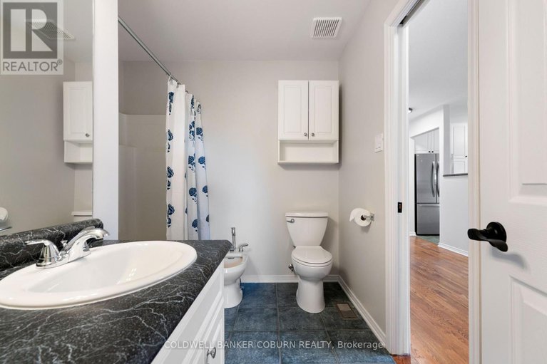 28923083/72-dr-gordon-crescent/kemptville/north-grenville/ontario/K0G1J0_18