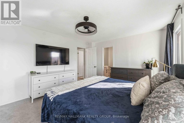 29596241/1091-burgundy-lane/convent-glen/ottawa/ontario/K1C2M9_20