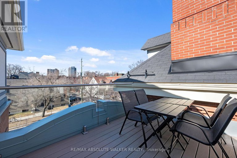28096306/10-292-laurier-avenue-e/sandy-hill/ottawa/ontario/K1N6P5_31
