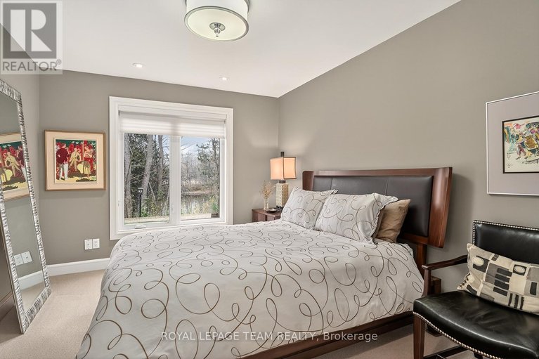 29554206/unit-10-55-whitemarl-drive/rockcliffe/ottawa/ontario/K1L8J9_16