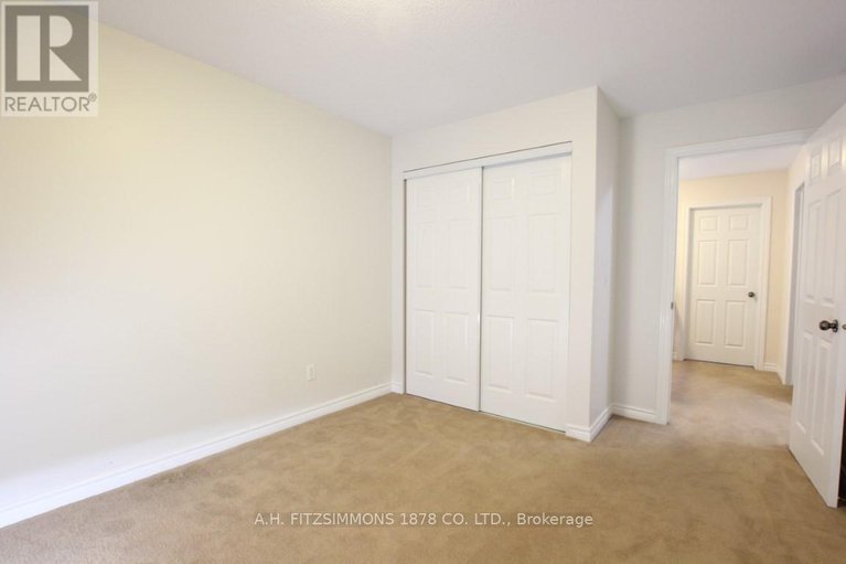 29612921/361-glenbrae-avenue/morgans-grantsouth-march/ottawa/ontario/K2W0C2_12