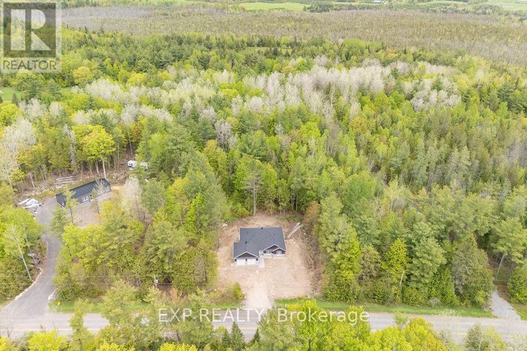 28048790/912-burnstown-road/mcnabbraeside-twps/mcnabbraeside/ontario/K0J1G0_46