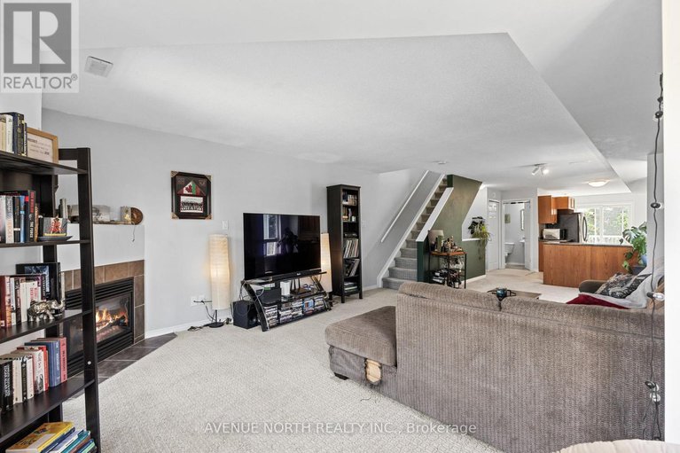28564933/76-130-berrigan-drive/longfields/ottawa/ontario/K2J0J3_7