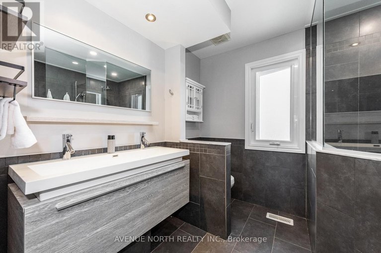 29648629/3028-courtyard-crescent/upper-hunt-club/ottawa/ontario/K1T3R7_34