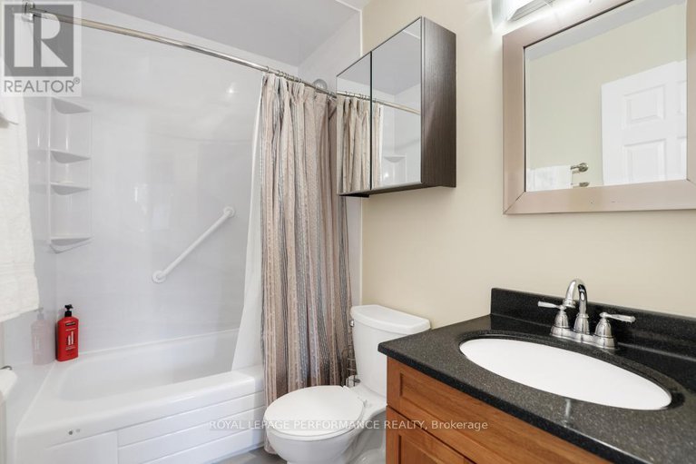 29039547/695-richmond-road/woodroffe/ottawa/ontario/K2A0G6_30