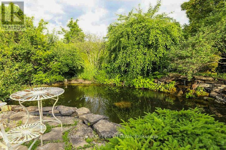 29305397/2410-concession-road/kemptville/north-grenville/ontario/K0G1J0_41