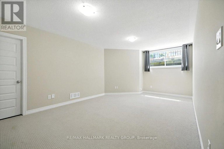 28627060/370-gerry-lalonde-drive/avalon-west/ottawa/ontario/K4A0Y3_30