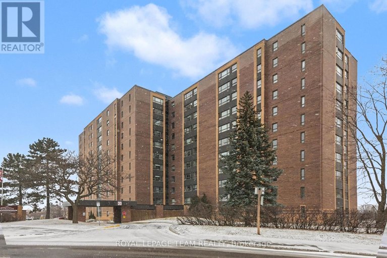 29585559/705-1356-meadowlands-drive-e/borden-farmstewart-farmcarleton-heightsparkwood-hills/ottawa/ontario/K2E6K6_2