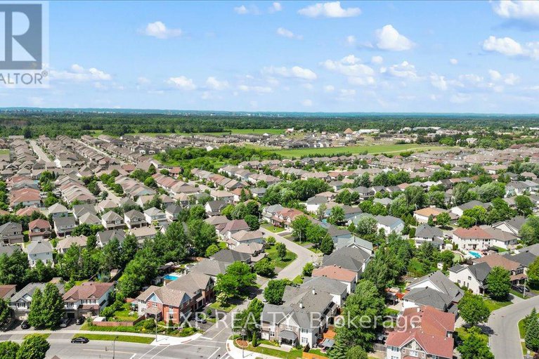 29069175/264-bradwell-way/blossom-parkkemp-parkfindlay-creek/ottawa/ontario/K1T4J2_45