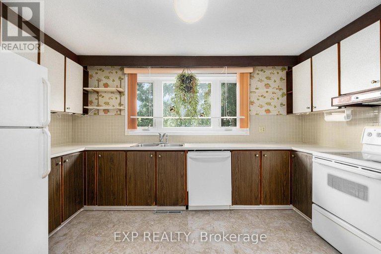 28561493/28-ashgrove-crescent/briargreen/ottawa/ontario/K2G0S3_8