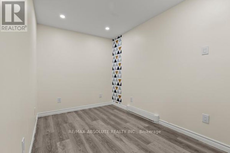 28975181/6-howard-court/hearts-desire/ottawa/ontario/K2J3Z8_35
